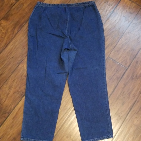 Womens ankle jeans. Size 18w/20w - Picture 3 of 3